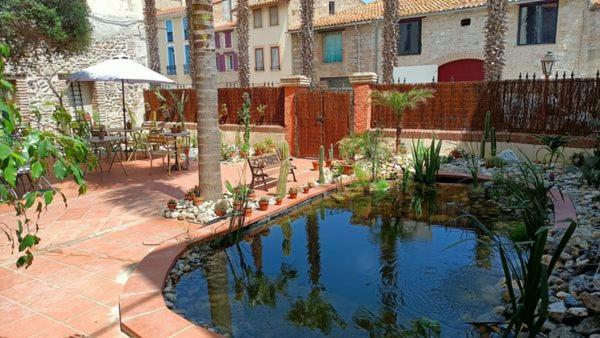 El Castell Embruixat Saint-Hippolyte (Pyrenees-Orientales) Exterior foto