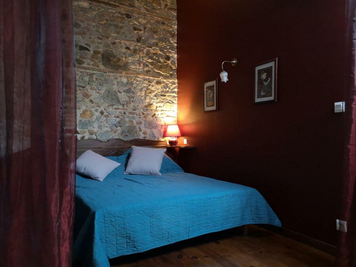 El Castell Embruixat Saint-Hippolyte (Pyrenees-Orientales) Exterior foto